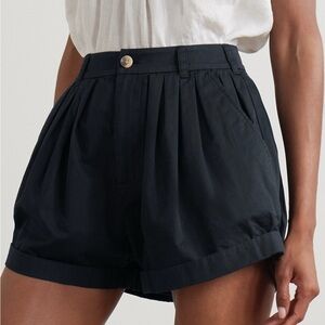 DÔEN NWOT PAIGE SHORT